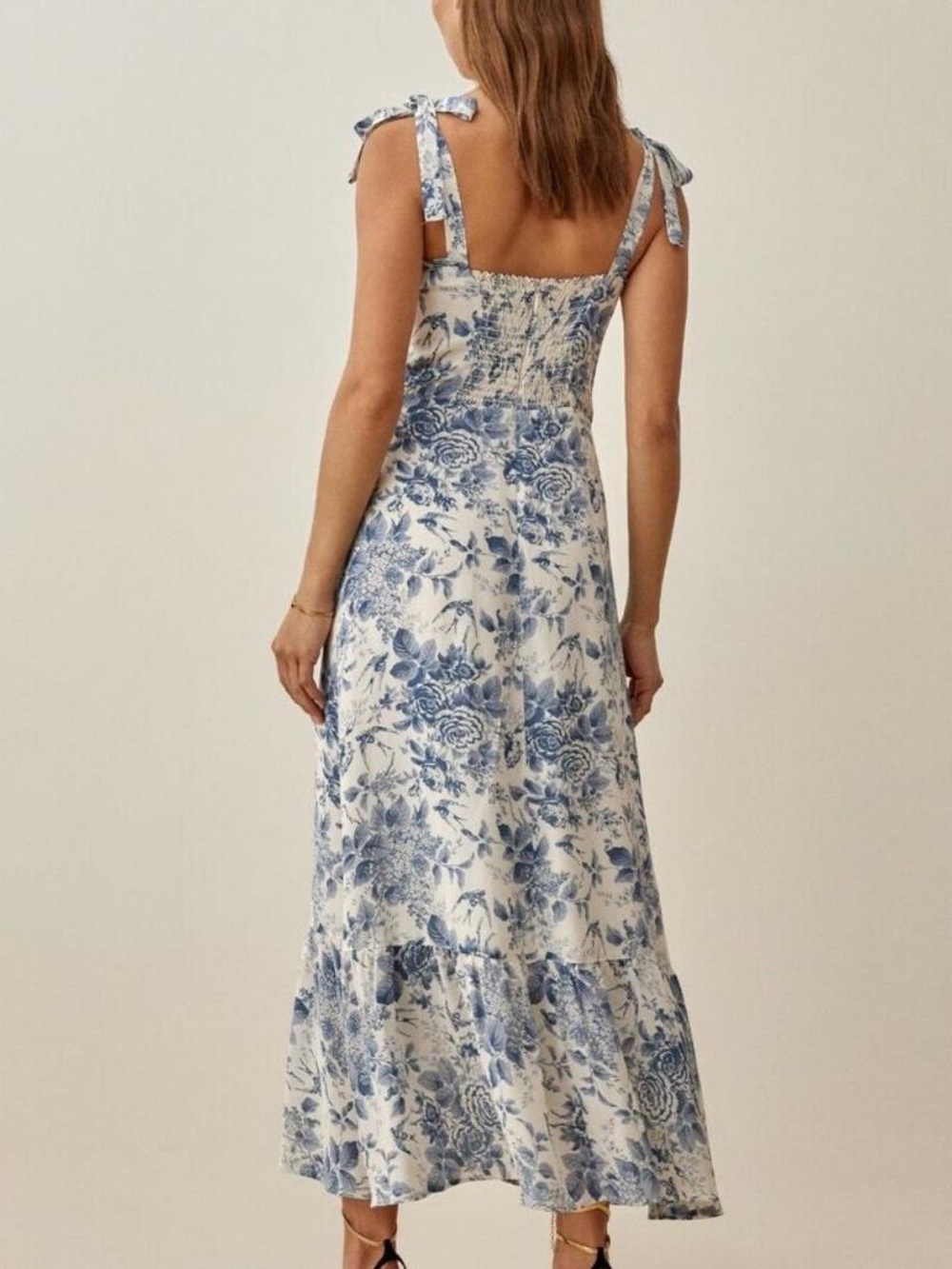 Reformation Nikita Dress in blue and white floral pompadour - 6 - Picture 4 of 10